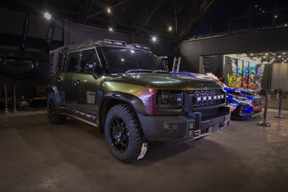 Mewah tapi Liar: Saat Jetour T2 Aviation Silver Berubah Jadi Senja di Ibiza dalam 48 Jam! Mewah tapi Liar: Saat Jetour T2 Aviation Silver Berubah Jadi Senja di Ibiza dalam 48 Jam!