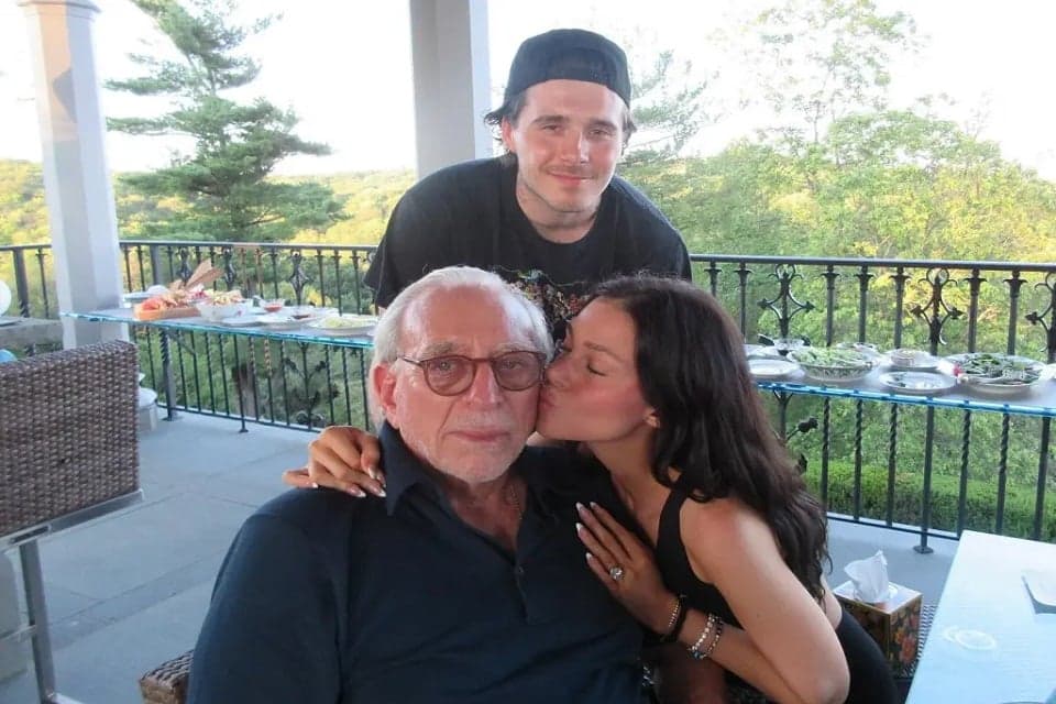 Nelson Peltz Akhirnya Buka Suara soal Konflik Brooklyn Beckham vs Keluarga Nelson Peltz Akhirnya Buka Suara soal Konflik Brooklyn Beckham vs Keluarga