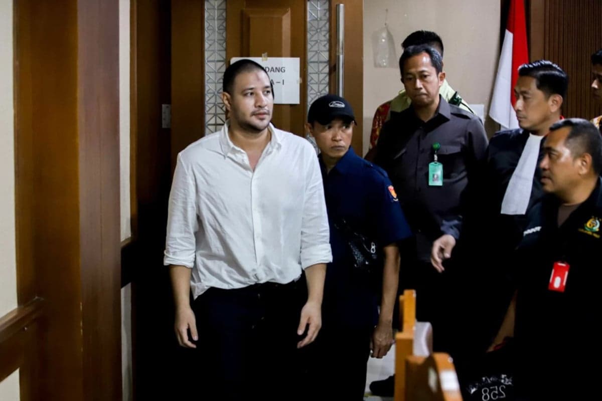 Ammar Zoni Dikabarkan Akan Dipindah ke Nusakambangan, Pengacara Ajukan Keberatan Ammar Zoni Dikabarkan Akan Dipindah ke Nusakambangan, Pengacara Ajukan Keberatan