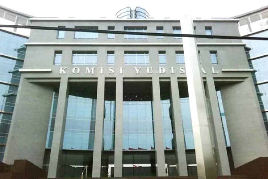 KY Sesalkan Ketua dan Wakil Pengadilan Negeri Depok Terjaring OTT KPK KY Sesalkan Ketua dan Wakil Pengadilan Negeri Depok Terjaring OTT KPK