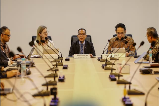 Bangun 10 Fakultas Kedokteran, Kemendiktisaintek Jajaki Kemitraan dengan Oxford Bangun 10 Fakultas Kedokteran, Kemendiktisaintek Jajaki Kemitraan dengan Oxford