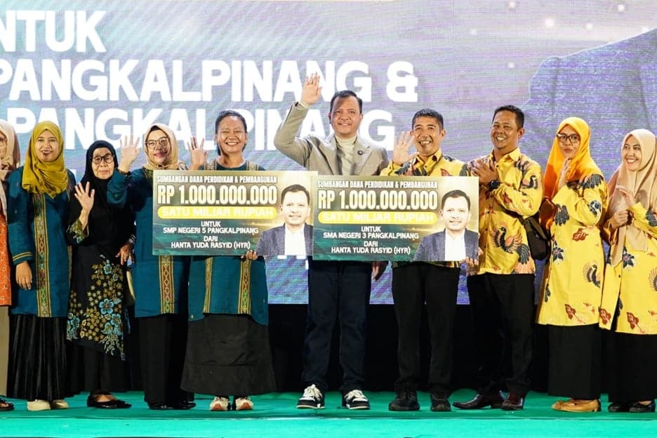 HYR Perkuat Generasi Bangsa lewat Bantuan Pendidikan dan Beasiswa HYR Perkuat Generasi Bangsa lewat Bantuan Pendidikan dan Beasiswa