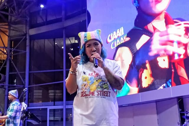 Tampil Energik, Ten2Five Bawa Penonton Music Zone Okezone Nostalgia Bareng Tampil Energik, Ten2Five Bawa Penonton Music Zone Okezone Nostalgia Bareng