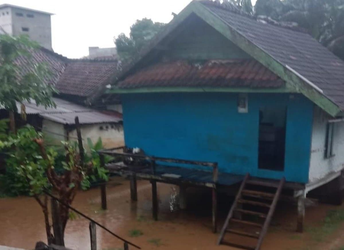 Banjir Bandang Landa Sumbawa, 1.143 Rumah Terendam Banjir Bandang Landa Sumbawa, 1.143 Rumah Terendam