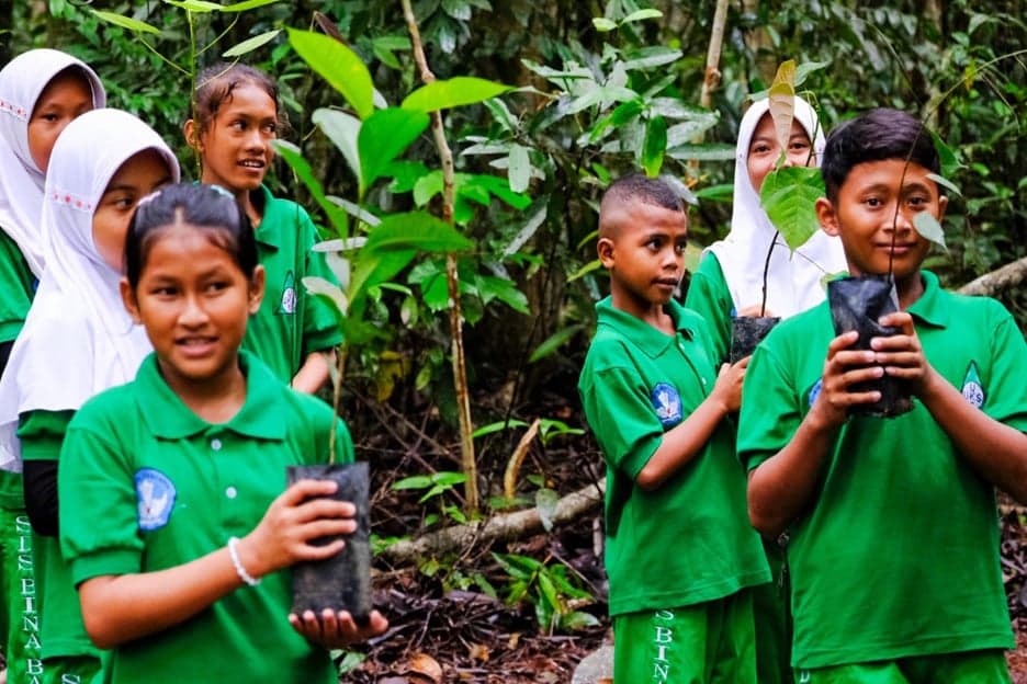 Pengembangan Kemampuan Siswa, Wilmar Jadikan 2 Kawasan HCV Jadi Sekolah Alam Pengembangan Kemampuan Siswa, Wilmar Jadikan 2 Kawasan HCV Jadi Sekolah Alam