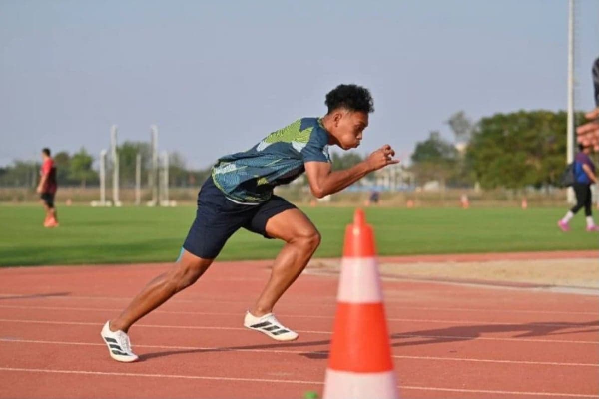 Kisah Firza, Mahasiswa Unesa Tembus Podium Tertinggi ASEAN Para Games 2026 Kisah Firza, Mahasiswa Unesa Tembus Podium Tertinggi ASEAN Para Games 2026