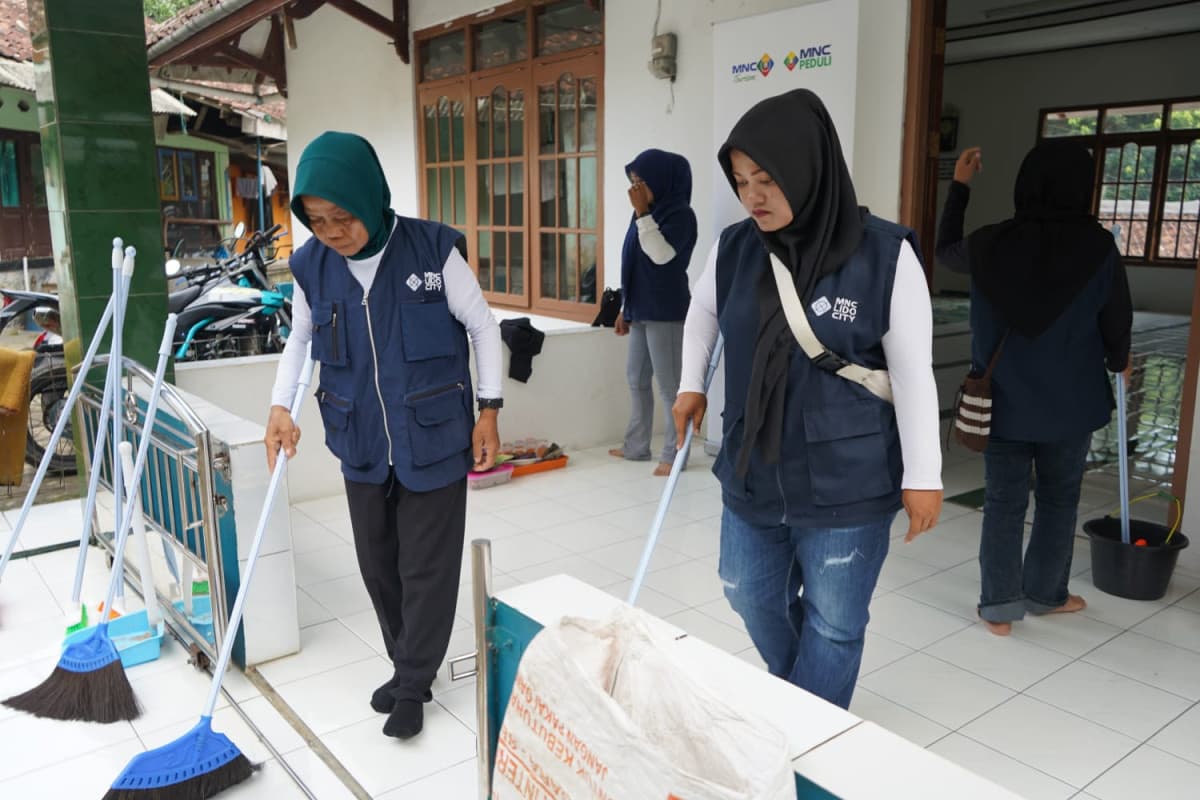 Program Peduli Masjid Terus Berlanjut untuk Kenyamanan Jemaah Masjid Al Falah Srogol Program Peduli Masjid Terus Berlanjut untuk Kenyamanan Jemaah Masjid Al Falah Srogol