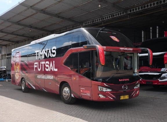 Bus Baru Bagong Perkuat Semangat #SatuKeluarga Timnas Futsal, Kapten Putri Beri Apresiasi Bus Baru Bagong Perkuat Semangat #SatuKeluarga Timnas Futsal, Kapten Putri Beri Apresiasi