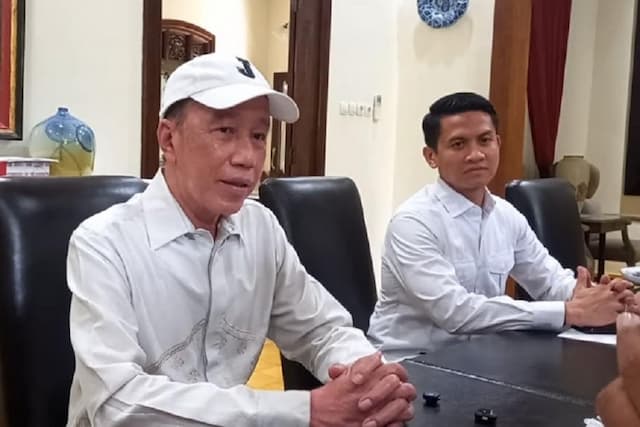 Jokowi Kembali Diperiksa di Polresta Surakarta Terkait Kasus Tudingan Ijazah Palsu Jokowi Kembali Diperiksa di Polresta Surakarta Terkait Kasus Tudingan Ijazah Palsu