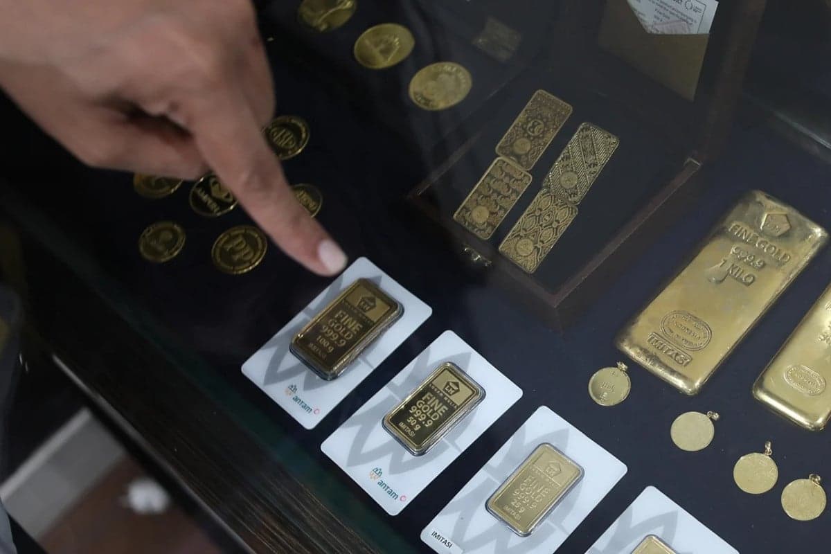 Harga Emas Antam Meredup, Turun Rp7.000 ke Rp2,94 Juta per Gram Harga Emas Antam Meredup, Turun Rp7.000 ke Rp2,94 Juta per Gram