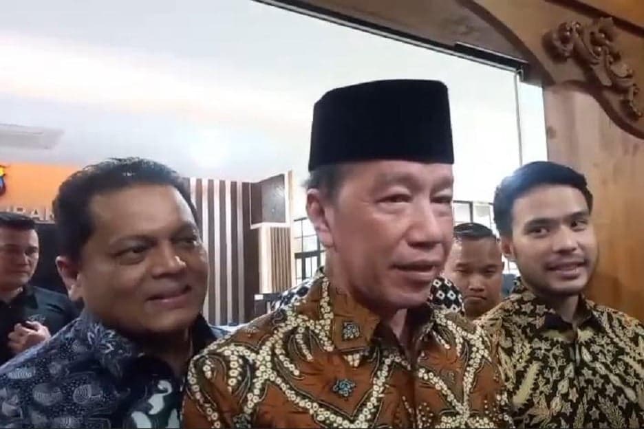 Jokowi Diperiksa di Polresta Solo, Polda Metro Jaya: Pemenuhan Berkas Sesuai Petunjuk Jaksa Jokowi Diperiksa di Polresta Solo, Polda Metro Jaya: Pemenuhan Berkas Sesuai Petunjuk Jaksa