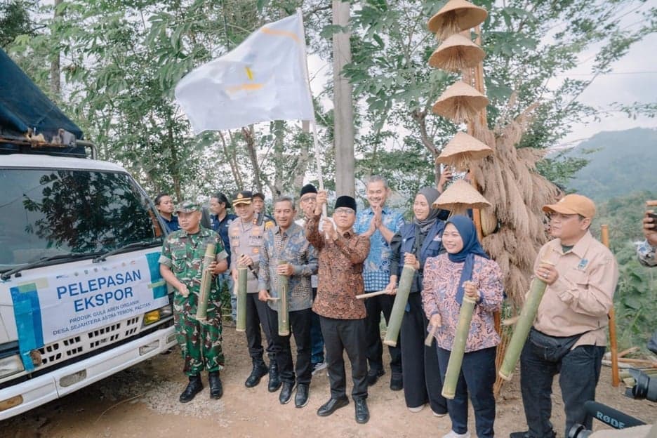 Kisah Desa Temon Pacitan, dari Penderes Lokal ke Pasar Global Kisah Desa Temon Pacitan, dari Penderes Lokal ke Pasar Global