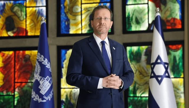 Trump Sebut Presiden Israel Memalukan karena Ogah Ampuni Netanyahu Trump Sebut Presiden Israel Memalukan karena Ogah Ampuni Netanyahu