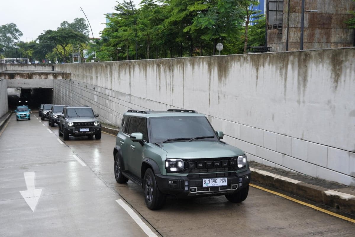 Jetour T2 Terbakar di Jagorawi, Sistem Keselamatan Disebut Berfungsi Normal Jetour T2 Terbakar di Jagorawi, Sistem Keselamatan Disebut Berfungsi Normal