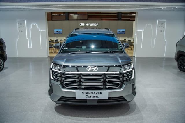 Menjemput Senyum Keluarga di Balik Kemudi STARGAZER Cartenz: Lebih dari Sekadar Mobil, Ini Tentang Ketenangan Menjemput Senyum Keluarga di Balik Kemudi STARGAZER Cartenz: Lebih dari Sekadar Mobil, Ini Tentang Ketenangan