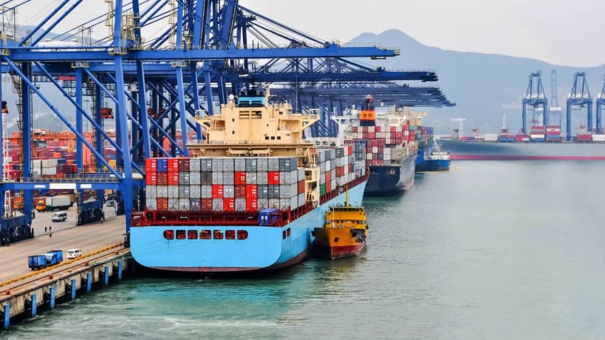 Kapal Kargo Kemanusiaan Meksiko Tiba di Kuba saat Blokade AS Picu Krisis Energi Kapal Kargo Kemanusiaan Meksiko Tiba di Kuba saat Blokade AS Picu Krisis Energi