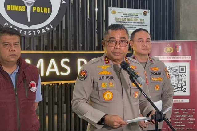 Mantan Kapolres Bima AKBP Didik Putra Kuncoro Jalani Sidang Etik Terkait Narkotika Kamis Mendatang Mantan Kapolres Bima AKBP Didik Putra Kuncoro Jalani Sidang Etik Terkait Narkotika Kamis Mendatang