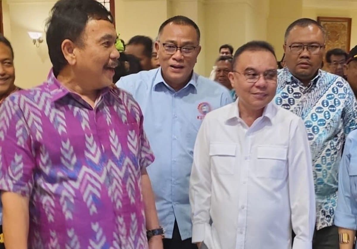 Mendorong Revisi UU Ketenagakerjaan, Menuju Demokrasi Industri Mendorong Revisi UU Ketenagakerjaan, Menuju Demokrasi Industri