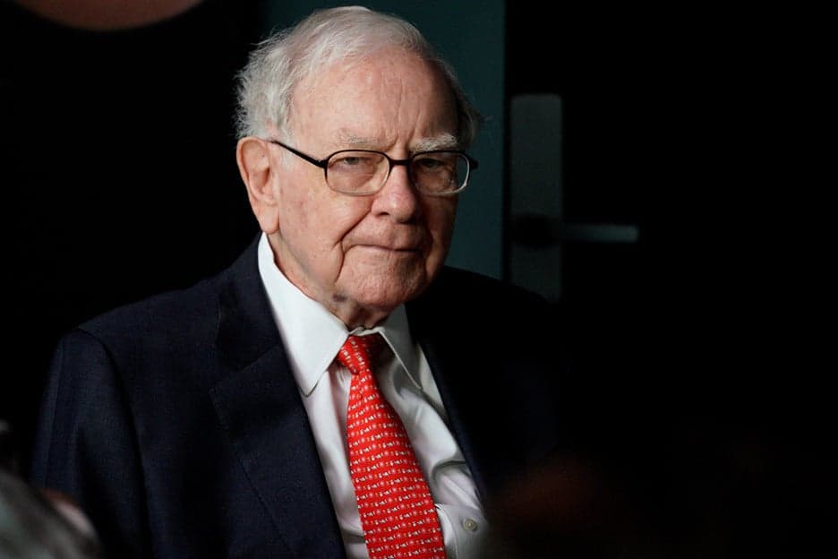 AI Bisa Sangat Berbahaya dari Nuklir, Warren Buffett: Jin Sudah Keluar dari Botolnya AI Bisa Sangat Berbahaya dari Nuklir, Warren Buffett: Jin Sudah Keluar dari Botolnya