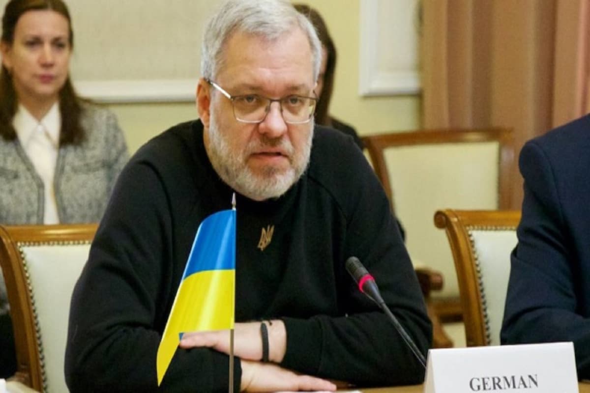 Eks Menteri Ukraina Ditangkap saat Hendak Kabur karena Diduga Korupsi Eks Menteri Ukraina Ditangkap saat Hendak Kabur karena Diduga Korupsi