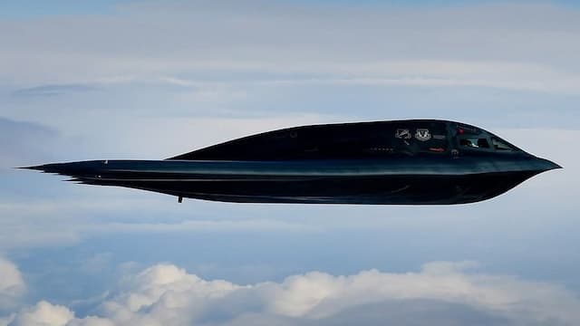 4 Pesawat AS yang Bisa Membawa Bom Nuklir 4 Pesawat AS yang Bisa Membawa Bom Nuklir