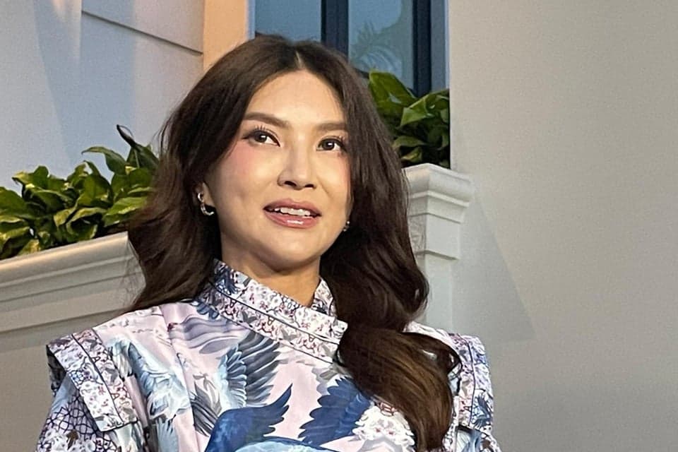 Tanpa Nuansa Merah, Sarwendah Rayakan Imlek dengan Sederhana Demi Hormati Kepergian Sang Ayah Tanpa Nuansa Merah, Sarwendah Rayakan Imlek dengan Sederhana Demi Hormati Kepergian Sang Ayah