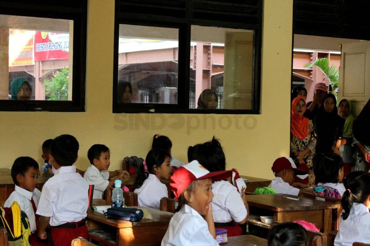 Aturan SPMB 2026: TKA Berlaku untuk SMPSMA, Ketua OSIS Diakui sebagai Prestasi Aturan SPMB 2026: TKA Berlaku untuk SMPSMA, Ketua OSIS Diakui sebagai Prestasi