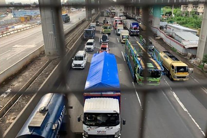 Mudik Lebaran 2026, Angkutan Barang Dilarang Melintas Tol dan Arteri Mulai 13 Maret Mudik Lebaran 2026, Angkutan Barang Dilarang Melintas Tol dan Arteri Mulai 13 Maret