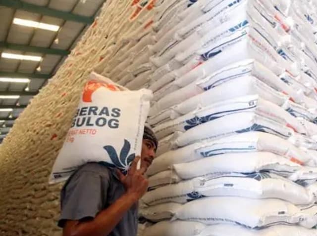 Revisi UU Pangan, Bapanas Bakal Dibubarkan Dilebur ke Bulog Revisi UU Pangan, Bapanas Bakal Dibubarkan Dilebur ke Bulog