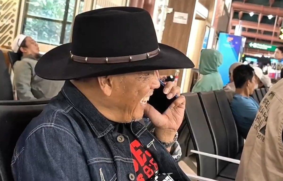 Eggi Sudjana Kesal Dianggap Sudah Dibeli Jokowi: Berapa Besar Saya Dibeli? Eggi Sudjana Kesal Dianggap Sudah Dibeli Jokowi: Berapa Besar Saya Dibeli?