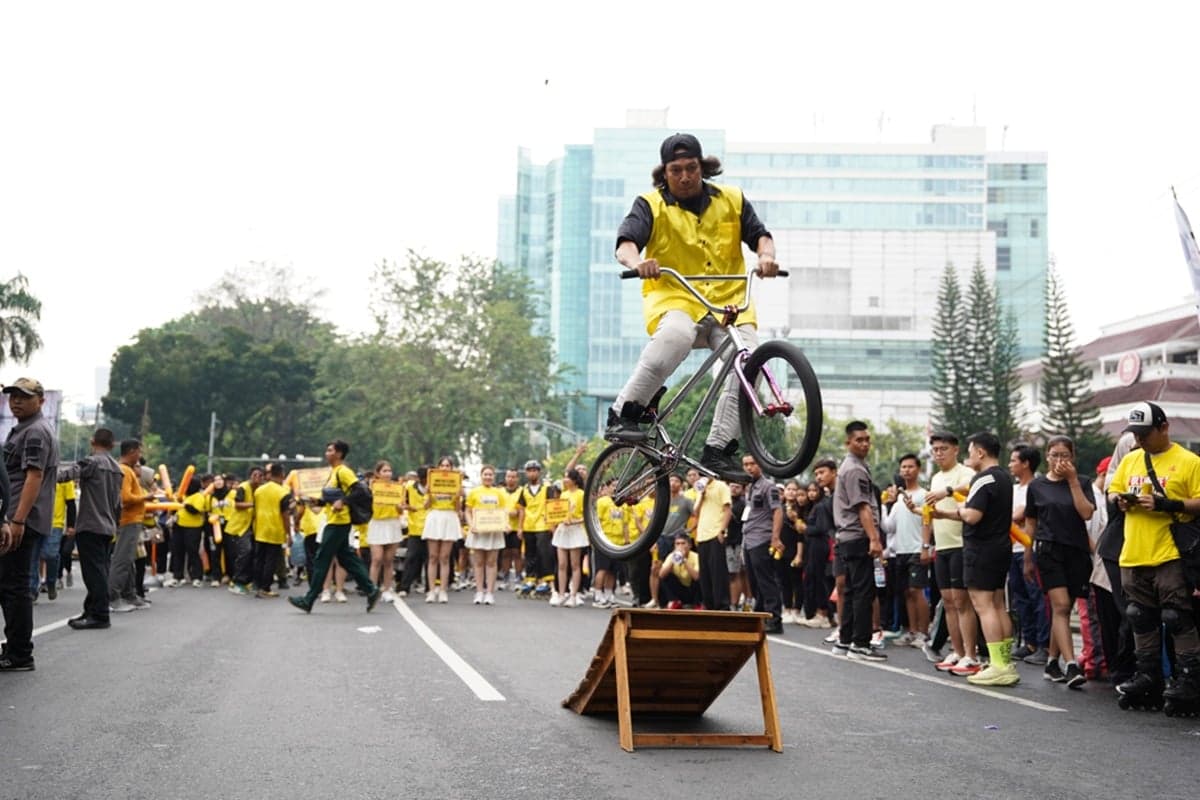 Festival Energi dan Kreativitas Anak Muda Meriahkan Medan, Pawai Unik Jadi Sorotan Festival Energi dan Kreativitas Anak Muda Meriahkan Medan, Pawai Unik Jadi Sorotan
