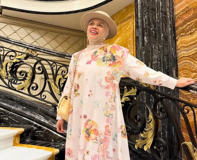 Geni Faruk Ubah Caption dan Tutup Kolom Komentar usai Dituding Cueki Aurel Hermansyah Geni Faruk Ubah Caption dan Tutup Kolom Komentar usai Dituding Cueki Aurel Hermansyah