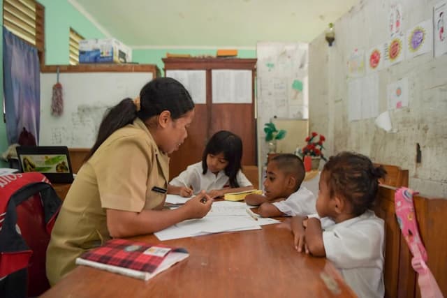 Kemendikdasmen Naikkan Target Tunjangan Guru 3T 2026, Penerima Bertambah Jadi 65.871 Guru Kemendikdasmen Naikkan Target Tunjangan Guru 3T 2026, Penerima Bertambah Jadi 65.871 Guru