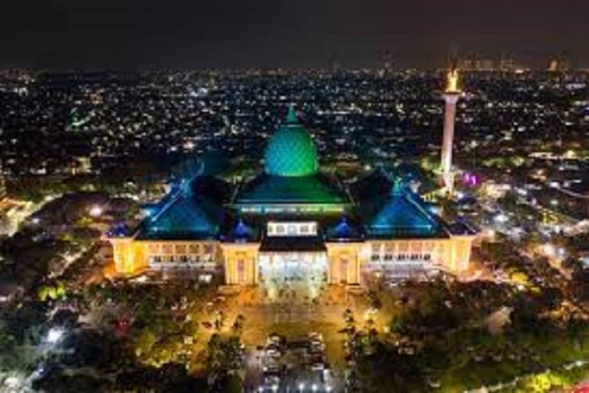 Jadwal Salat dan Imsakiyah Kota Surabaya Hari Ini, 1 Ramadan 1447 H Jadwal Salat dan Imsakiyah Kota Surabaya Hari Ini, 1 Ramadan 1447 H