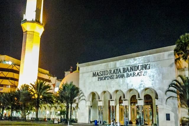 Jadwal Salat dan Imsakiyah Kota Bandung Hari Ini, 1 Ramadan 1447 H Jadwal Salat dan Imsakiyah Kota Bandung Hari Ini, 1 Ramadan 1447 H