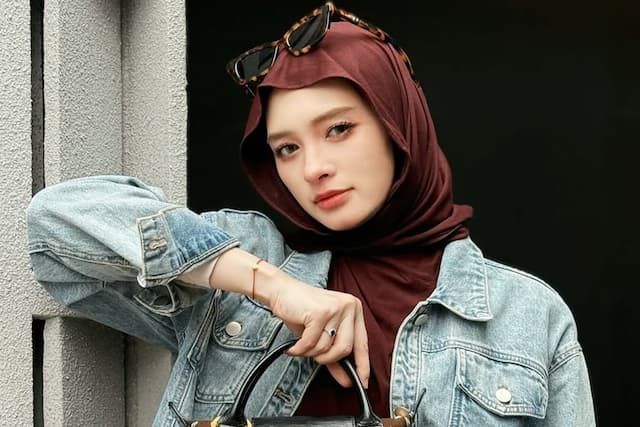 Terbongkar! Istri Mantan Sopir Inara Rusli Jadi Pengungkap Status Pernikahan Insanul Fahmi Terbongkar! Istri Mantan Sopir Inara Rusli Jadi Pengungkap Status Pernikahan Insanul Fahmi