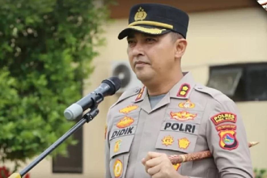 AKBP Didik Putra Kuncoro Juga Jadi Tersangka Penerimaan Uang dari Bandar Narkoba Rp2,8 Miliar AKBP Didik Putra Kuncoro Juga Jadi Tersangka Penerimaan Uang dari Bandar Narkoba Rp2,8 Miliar