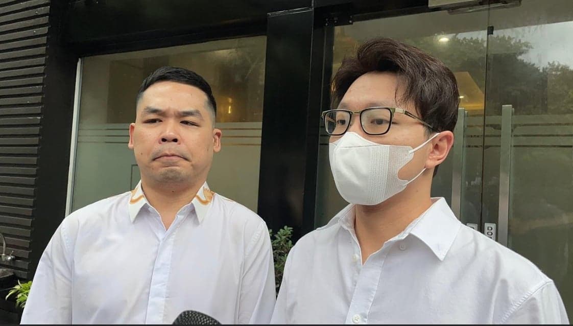 Richard Lee Jalani Pemeriksaan 12 Jam di Polda Metro Jaya, Klaim Semua Produk Sesuai BPOM Richard Lee Jalani Pemeriksaan 12 Jam di Polda Metro Jaya, Klaim Semua Produk Sesuai BPOM