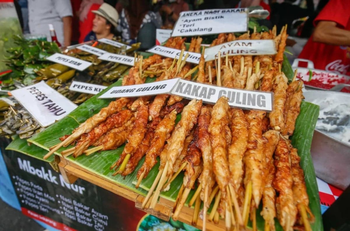 Mengenal Emotional Eating dan Cara Mengendalikannya Selama Berpuasa Mengenal Emotional Eating dan Cara Mengendalikannya Selama Berpuasa