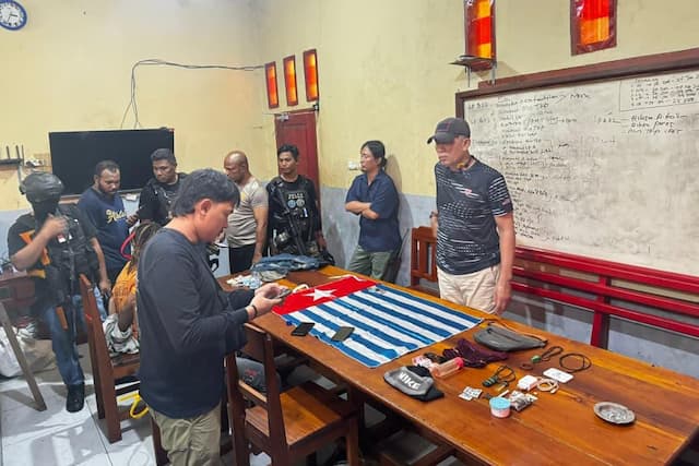 2 Buronan KKB Penebar Aksi Teror di Yahukimo Ditangkap 2 Buronan KKB Penebar Aksi Teror di Yahukimo Ditangkap