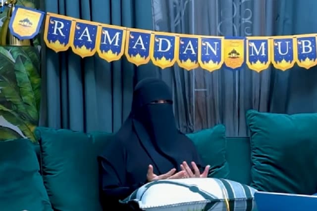 Curhat Pilu Kartika Putri usai Putuskan Berniqab: Teman Jadi Takut! Curhat Pilu Kartika Putri usai Putuskan Berniqab: Teman Jadi Takut!