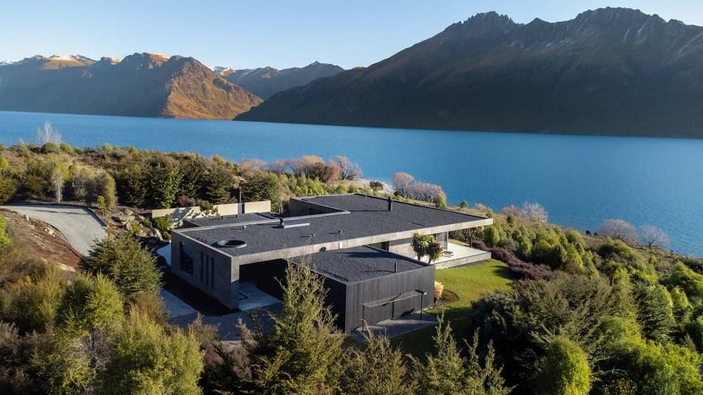 6 Fakta Queenstown di Selandia Baru yang jadi Kota Persiapan Hadapi Kiamat 6 Fakta Queenstown di Selandia Baru yang jadi Kota Persiapan Hadapi Kiamat