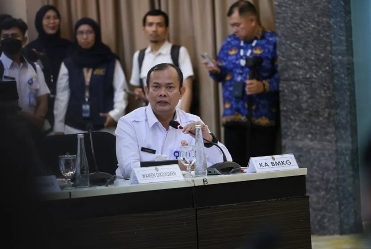 BMKG: Cuaca Lebaran 2026 Relatif Kondusif, Tetap Waspada Hujan Lebat di Sejumlah Wilayah BMKG: Cuaca Lebaran 2026 Relatif Kondusif, Tetap Waspada Hujan Lebat di Sejumlah Wilayah