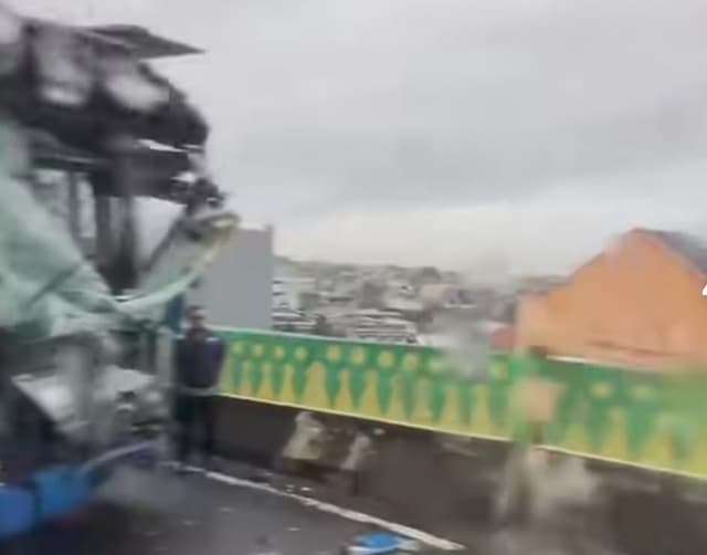 Bus Transjakarta Tabrakan di Jalur Langit Cipulir Pagi Ini, Penumpang Berhamburan Bus Transjakarta Tabrakan di Jalur Langit Cipulir Pagi Ini, Penumpang Berhamburan