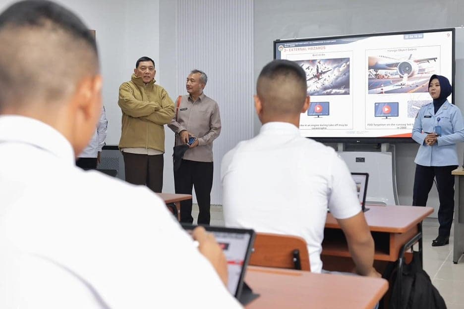 Tinjau SMA Taruna Nusantara Kampus Cimahi, Menhan Dorong Penguatan Kurikulum STEM Tinjau SMA Taruna Nusantara Kampus Cimahi, Menhan Dorong Penguatan Kurikulum STEM
