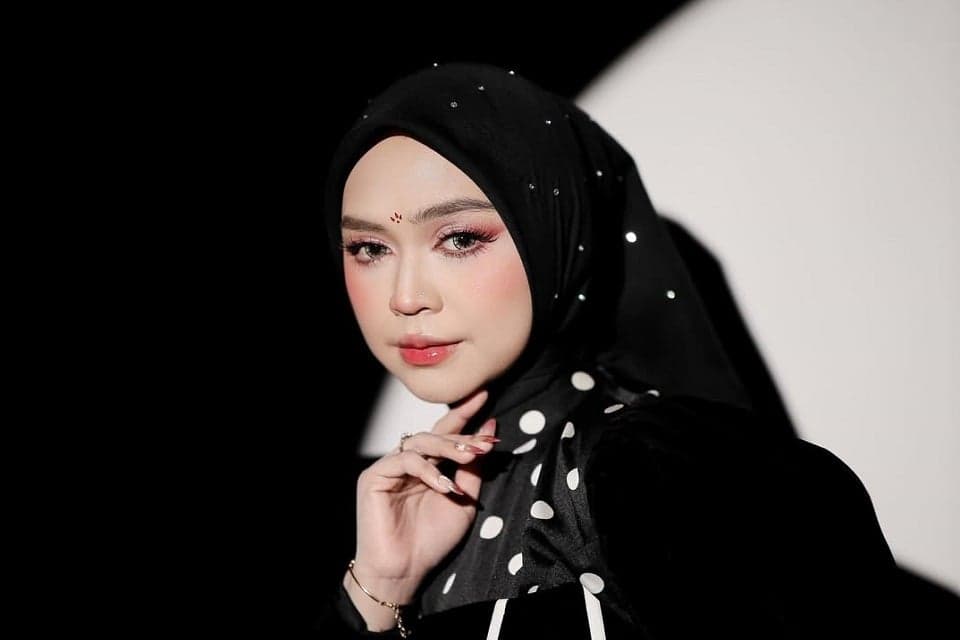 Kena Tipu hingga Gagal Umrah, Ria Ricis Ikhlas dan Lebih Hati-hati Kena Tipu hingga Gagal Umrah, Ria Ricis Ikhlas dan Lebih Hati-hati