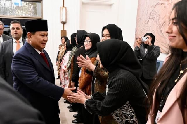 Sukacita Diaspora Sambut Presiden Prabowo di Amman Yordania Sukacita Diaspora Sambut Presiden Prabowo di Amman Yordania