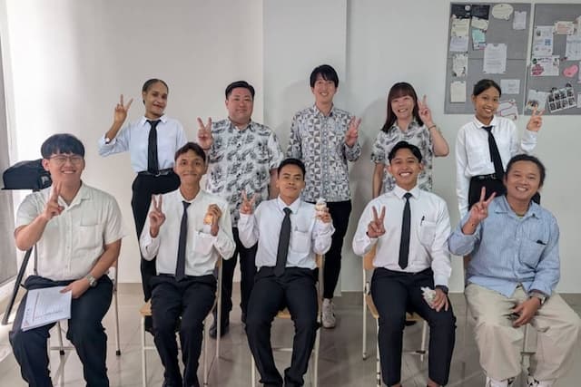 Dua Siswi Papua Berhasil Tembus Pasar Kerja Sektor Keperawatan di Jepang Dua Siswi Papua Berhasil Tembus Pasar Kerja Sektor Keperawatan di Jepang