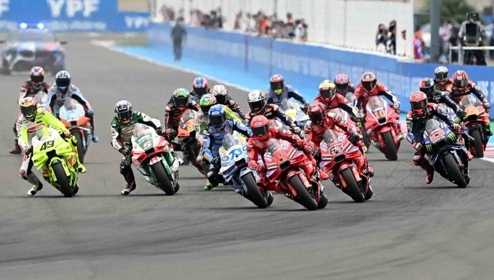 Daftar Gaji Pembalap MotoGP 2026: Marquez Tertinggi, Rookie Jauh Tertinggal Daftar Gaji Pembalap MotoGP 2026: Marquez Tertinggi, Rookie Jauh Tertinggal