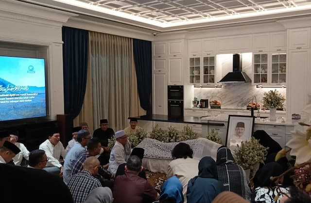 Suasana Rumah Duka Alex Noerdin di Kebayoran Baru Jakarta Suasana Rumah Duka Alex Noerdin di Kebayoran Baru Jakarta